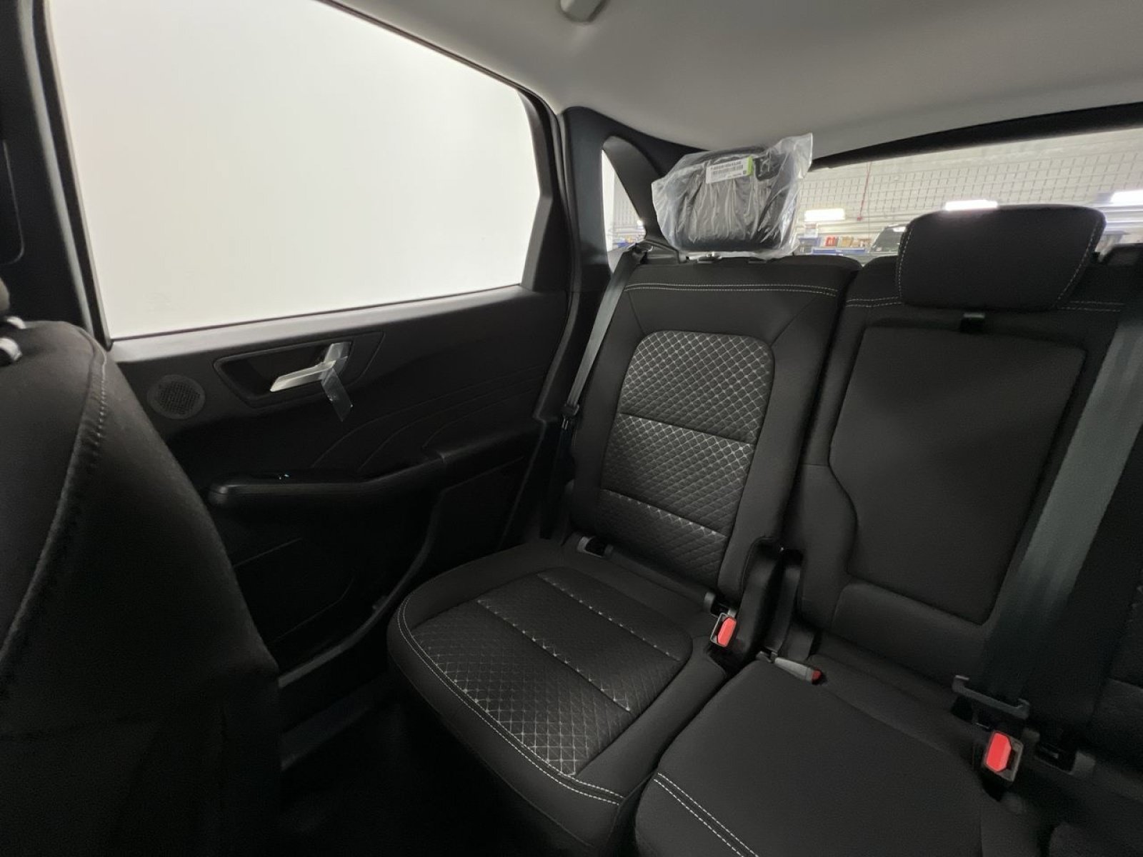 Used 2023 Ford Escape Active w/ Tech Pack #2 AWD/4WD image 16