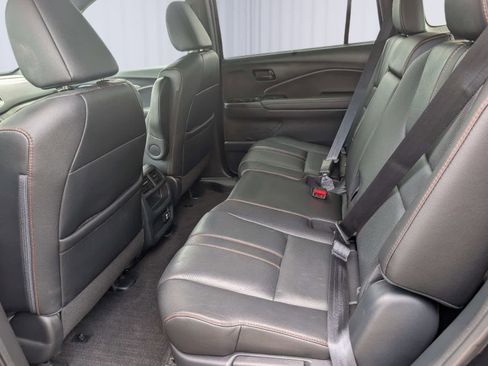 Certified 2023 Honda Passport TrailSport image 14
