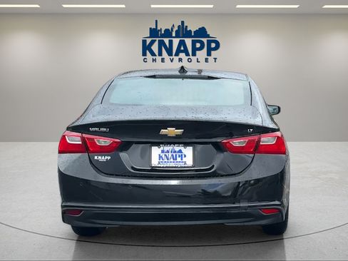 Used 2025 Chevrolet Malibu LT FWD image 4