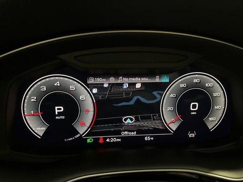 Used 2025 Audi Q7 3.0T Premium w/ Convenience Package image 41