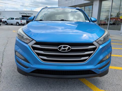 Used 2018 Hyundai Tucson SEL FWD image 2