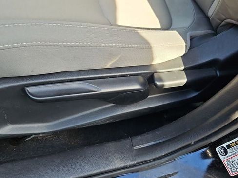 Used 2019 Honda Civic LX image 17