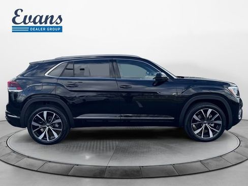 New 2026 Volkswagen Atlas Cross Sport SEL Premium R-Line AWD/4WD image 8