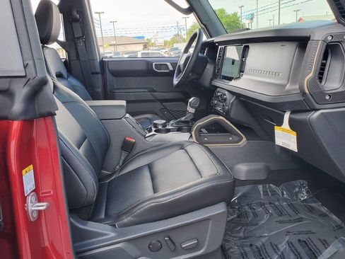 New 2026 Ford Bronco Badlands AWD/4WD image 14