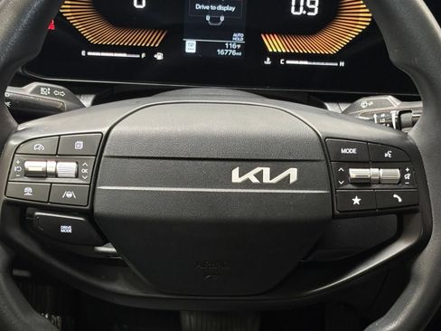 Used 2026 Kia K4 FWD image 27