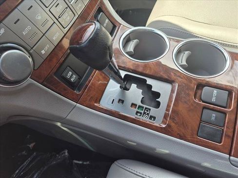 Used 2013 Toyota Highlander Limited FWD image 14