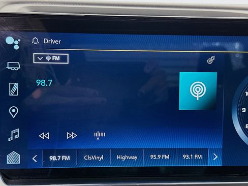 Used 2022 Chevrolet Silverado 1500 LT image 21