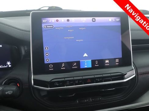 Used 2024 Jeep Compass Trailhawk w/ Trailhawk Elite Group image 5