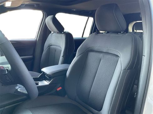 New 2025 Jeep Grand Cherokee L Laredo w/ Luxury Tech Group I image 26