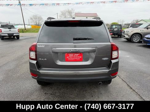 Used 2017 Jeep Compass High Altitude AWD/4WD image 5