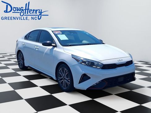 Used 2023 Kia Forte GT-Line w/ GT-Line Premium Package FWD image 7