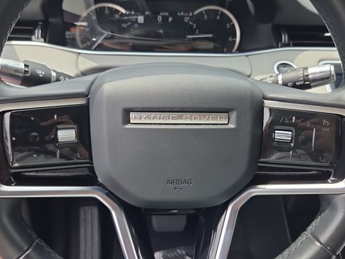 Used 2022 Land Rover Range Rover Evoque S AWD/4WD image 22