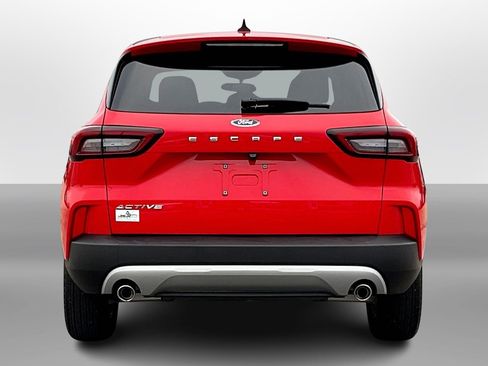 Used 2024 Ford Escape Active w/ Cold Weather Package image 4