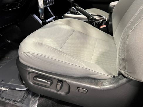 Used 2020 Toyota Tacoma SR5 image 22