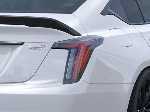 New 2026 Cadillac CT5 V Blackwing w/ Carbon Fiber 2 Package RWD image 11