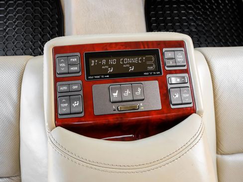 Used 2012 Lexus LS 460 L image 40