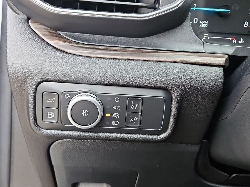 Used 2022 Ford Explorer Limited w/ Hybrid Equipment Group 310A AWD/4WD image 22