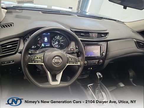 Used 2020 Nissan Rogue SV AWD/4WD image 4