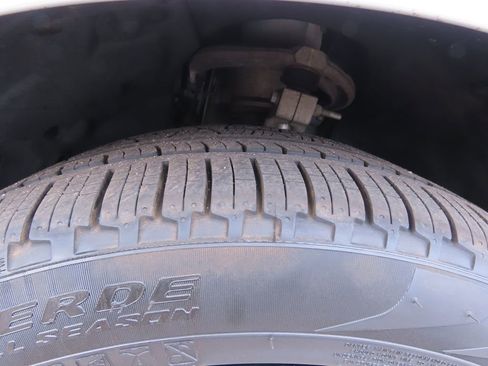 Used 2019 Land Rover Range Rover Sport HSE image 8