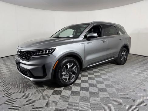 Used 2023 Kia Sorento EX FWD image 3