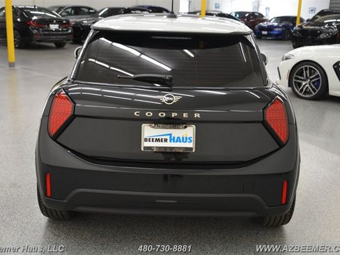Used 2026 MINI Cooper 2-Door Hardtop FWD image 11