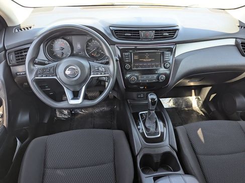 Used 2019 Nissan Rogue Sport S w/ Appearance Package AWD/4WD image 26