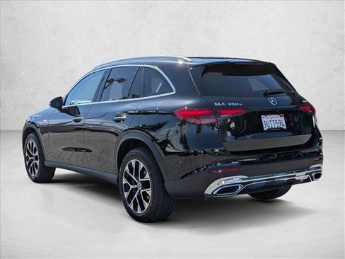 Certified 2025 Mercedes-Benz GLC 350e 4MATIC image 7