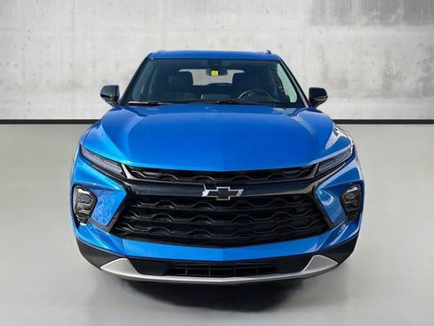 New 2026 Chevrolet Blazer LT w/ Convenience Package image 2