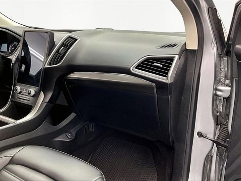 Used 2022 Ford Edge SEL w/ Convenience Package image 17