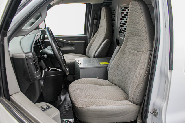 Used 2019 Chevrolet Express 3500 w/ Driver Convenience Package RWD image 18