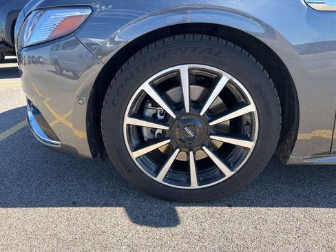 Used 2020 Lincoln Continental Reserve image 18