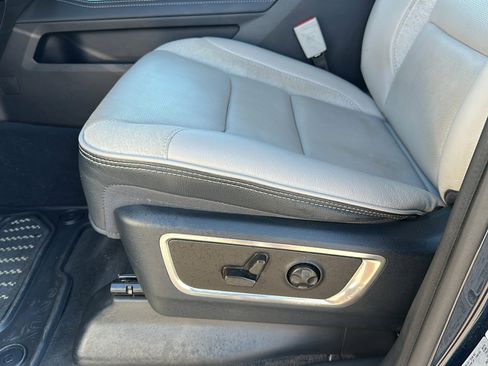 Used 2022 RAM 1500 Limited image 15