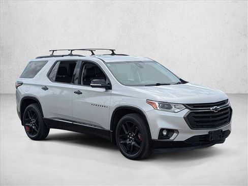 Used 2018 Chevrolet Traverse Premier w/ Redline Edition AWD/4WD image 3