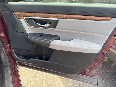 Used 2018 Honda CR-V EX image 9