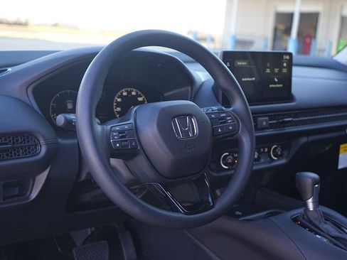 New 2026 Honda HR-V LX image 2