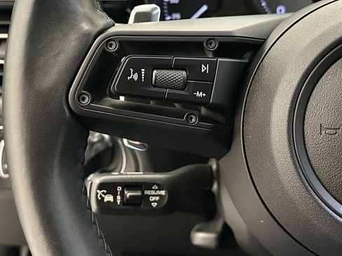 Used 2024 Porsche Macan S image 25