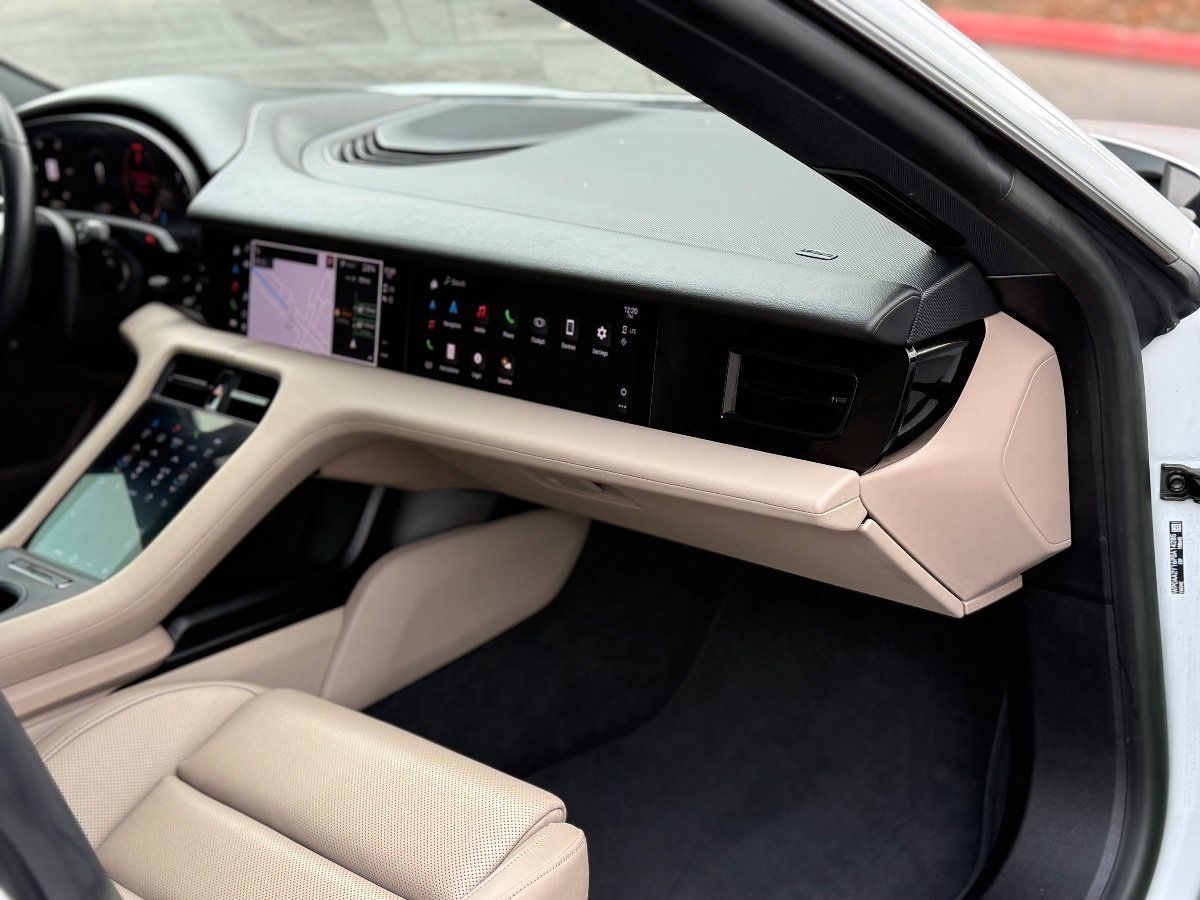 Used 2023 Porsche Taycan RWD image 15
