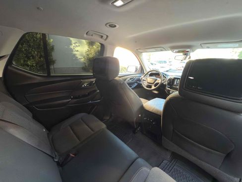 Used 2019 Chevrolet Traverse LS w/ LPO, Blackout Package FWD image 61