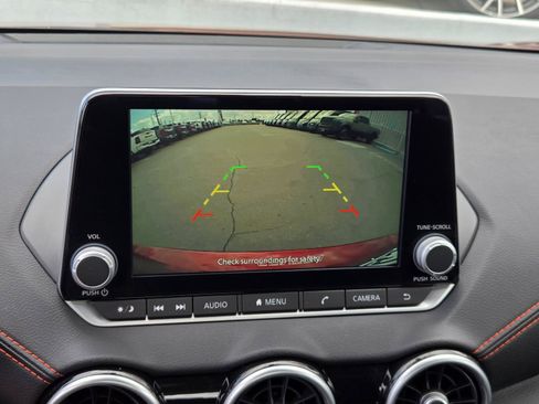 Used 2025 Nissan Sentra SR FWD image 8