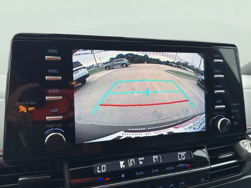 Used 2023 Toyota Sienna XSE w/ XSE Plus Package AWD/4WD image 28
