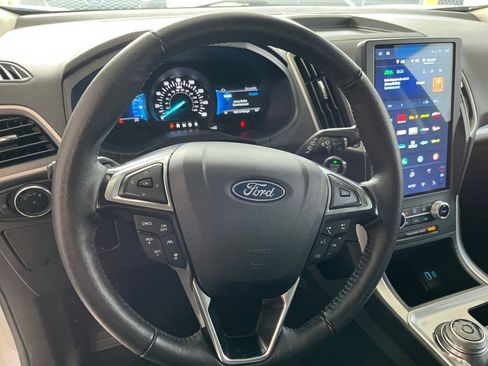 Used 2024 Ford Edge SEL image 28