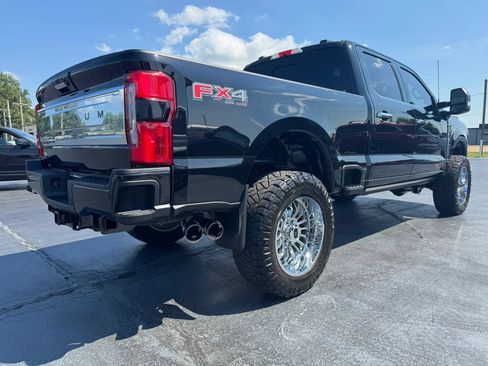 Used 2023 Ford F250 Platinum AWD/4WD image 3
