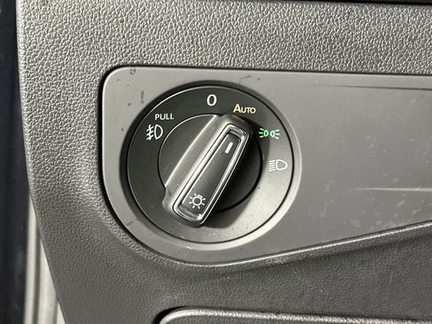 Used 2020 Volkswagen Tiguan SEL Premium R-Line image 26