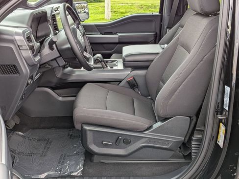 Used 2025 Ford F150 XLT w/ Equipment Group 302A MID AWD/4WD image 10
