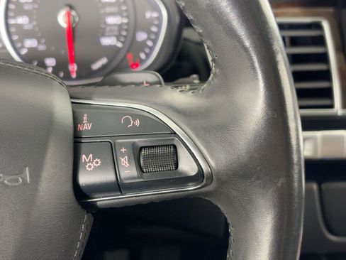 Used 2012 Audi A8 L 4.2 image 17