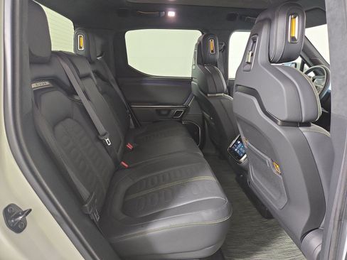 Used 2023 Rivian R1T Adventure AWD/4WD image 22