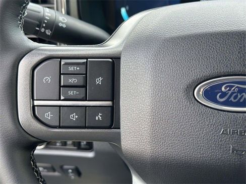 New 2026 Ford F250 Lariat w/ FX4 Off-Road Package image 15