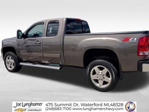 Used 2013 GMC Sierra 2500 SLT w/ SLT Convenience Package AWD/4WD image 7