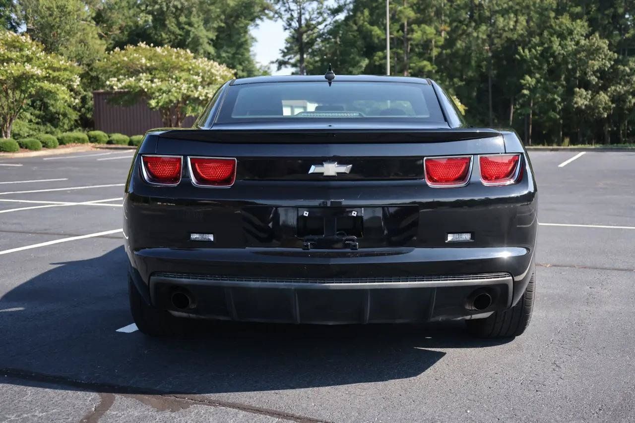 Used 2013 Chevrolet Camaro LS RWD image 4