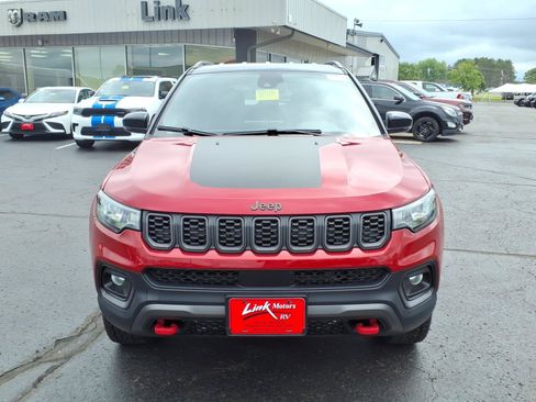 New 2026 Jeep Compass Trailhawk w/ Trailer Tow Group AWD/4WD image 6